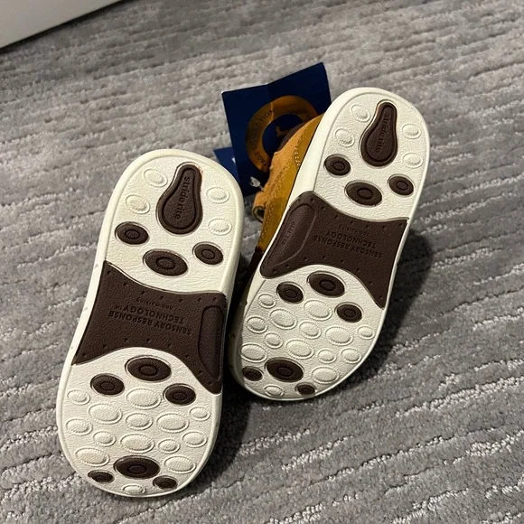 Stride rite Tan Boots- wide width - Picture 3 of 5